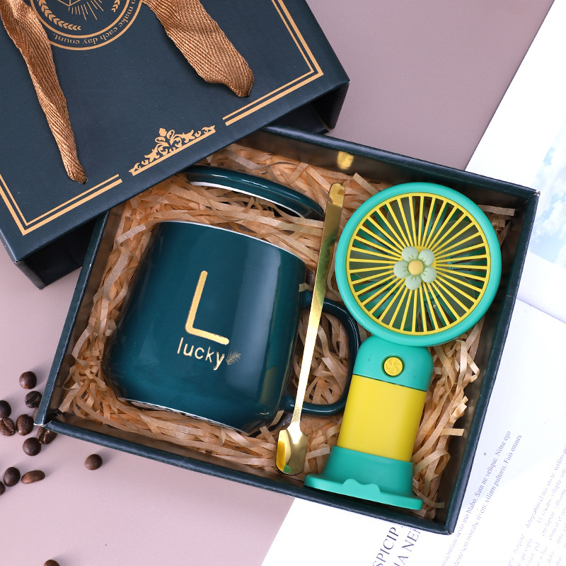 Wholesale Children's Birthday Mug with Fan Gift Set Wedding Gift Box for Guests Promotional Giveaway Thank You Gift 2