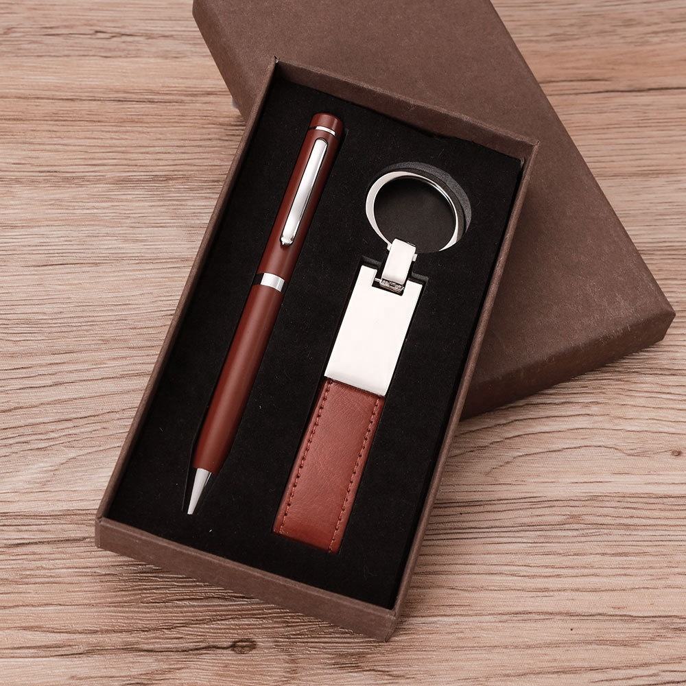 Luxury Office Custom logo Corporate Executive Giveaways Souvenir Gift Items for Women Keychain Promotional Business Men Gift Set 3