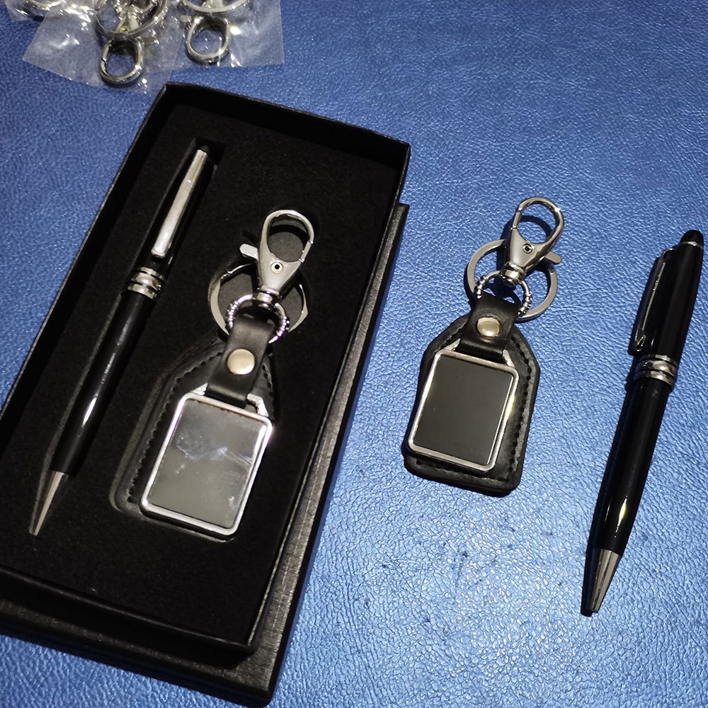 Besery Corporate Souvenir Leather Keychain for Pen Office Presents Promotional Business Gift Sets Custom Logo Portable for Men 2