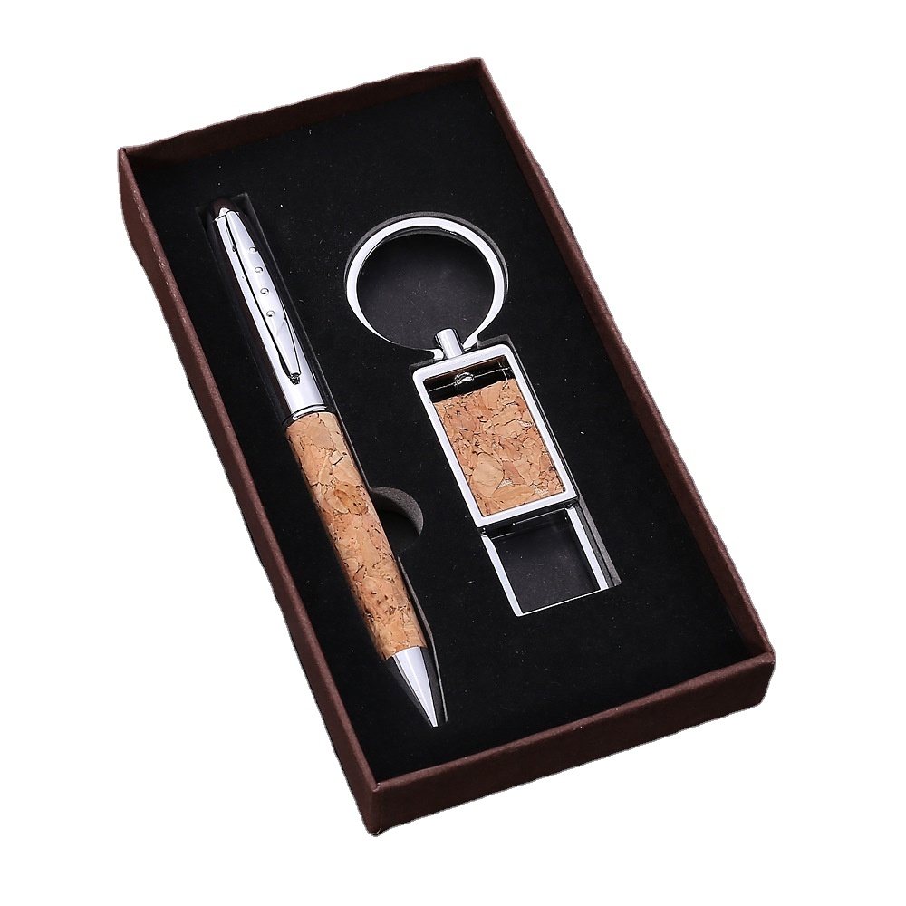 Pen With Key Chain Box Packed Custom Promotional Corporate Business Company Gift Sets Luxury for Man