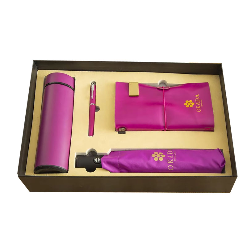 Wholesale Business Gift Set Promotional Corporate Notebook with Pen Led Stainless Steel Water Bottle Custom Logo Luxury Women