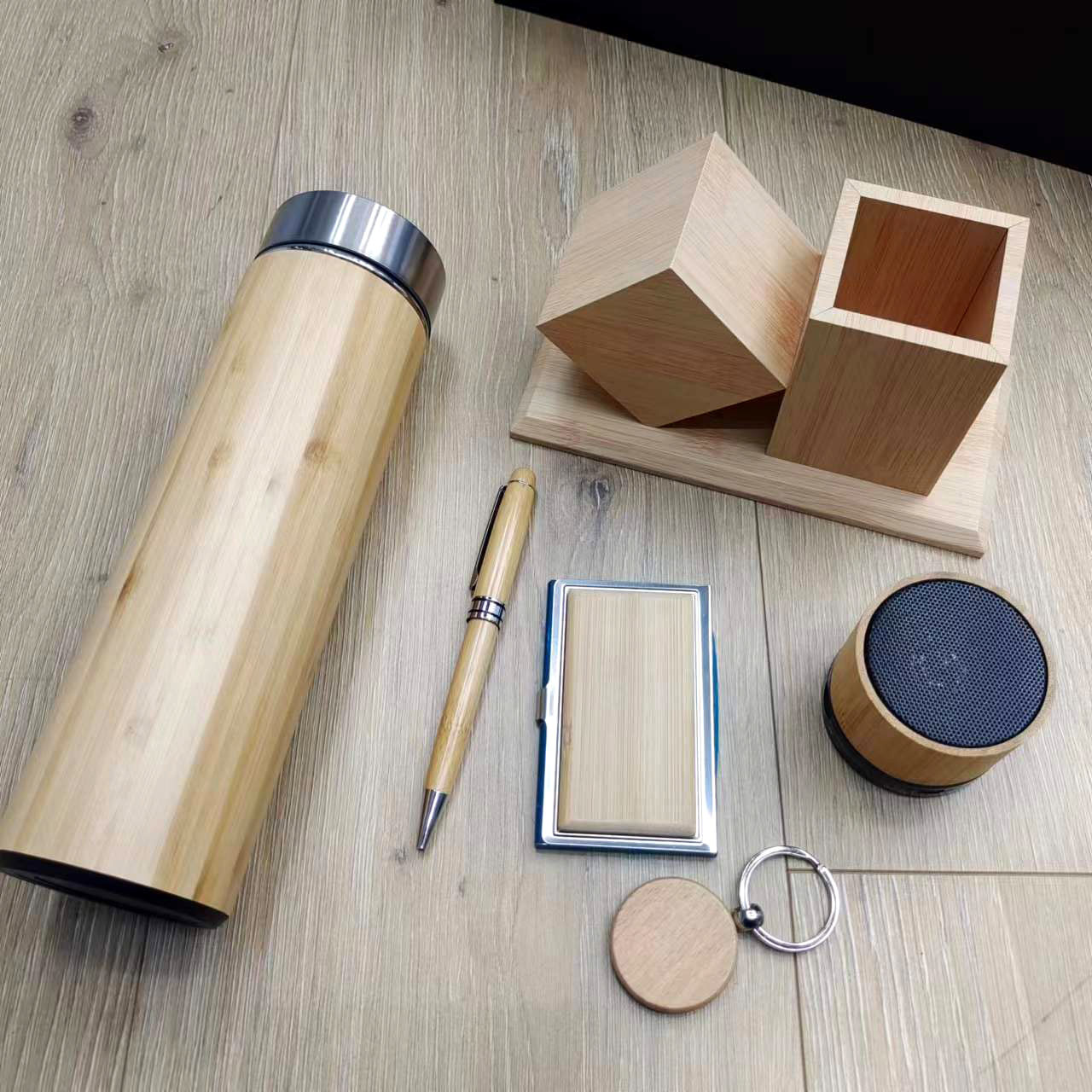 Promotion Corporate Office Luxury Promotional VIP Business Corporate Gift Set for Women Wood Paper Custom Logo Silk Screen Set 2
