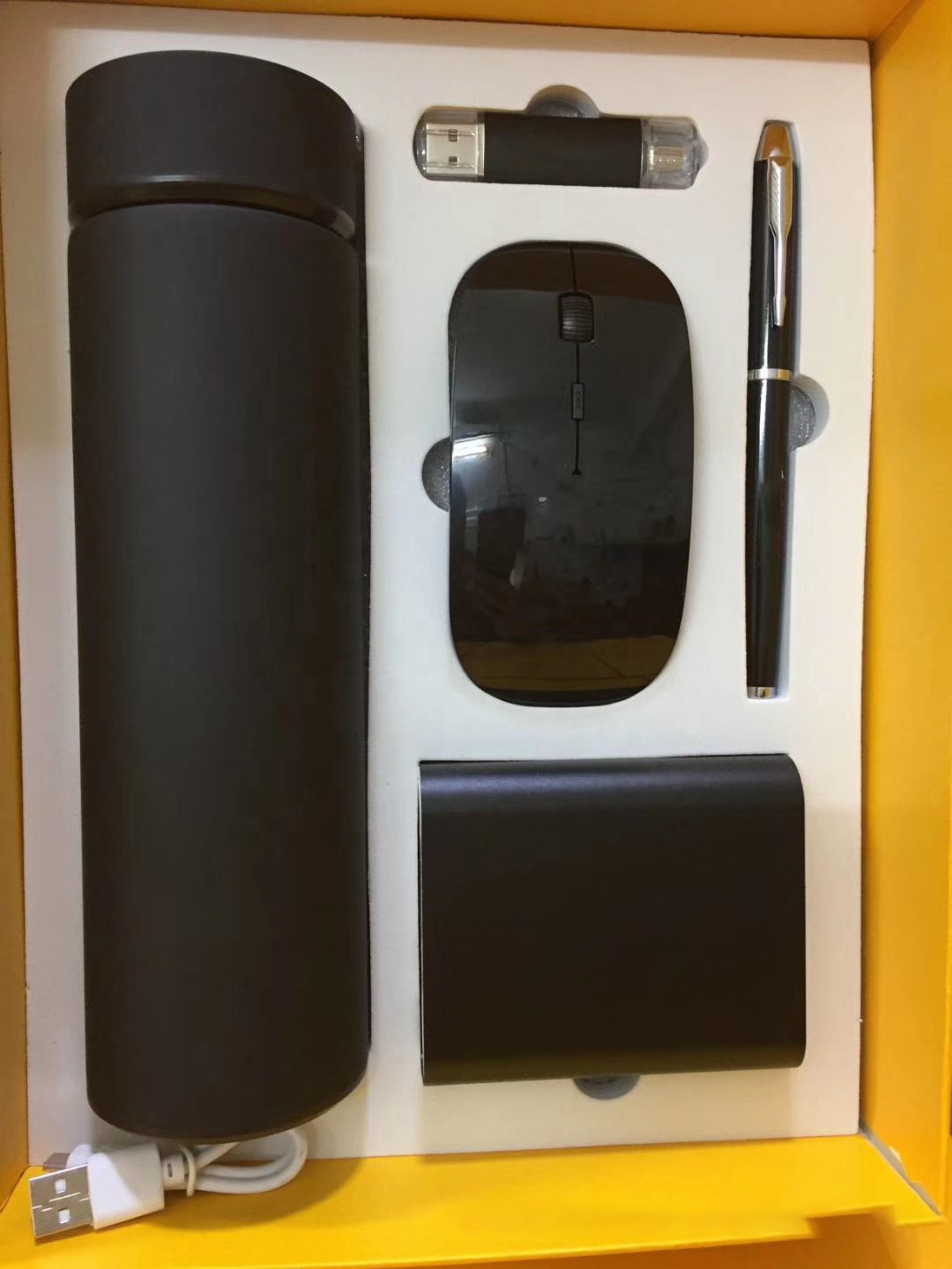 Promotional Business Gift Mouse Power Bank Steel Water Bottles Logo Items Gift Box Man School Office for Fathers Day Gifts 3