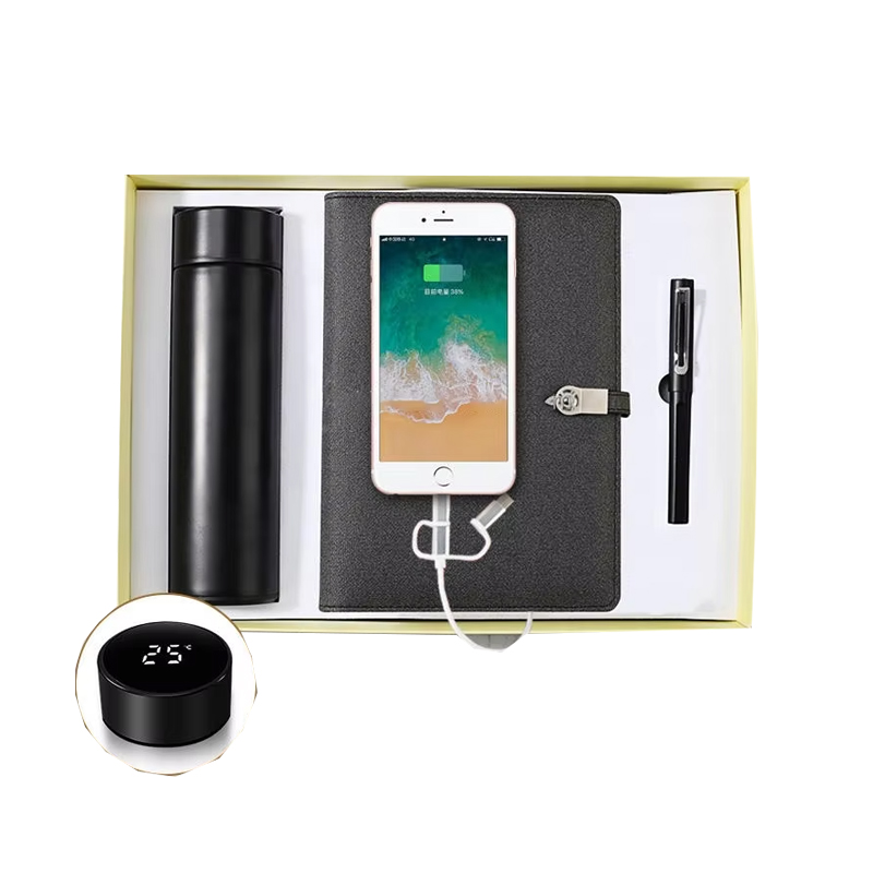 8000mAh Three Charging Outputs Notepad Power Bank A5 Notebook with Pen Souvenirs Gift for Adults Corporate Business Gifts Set