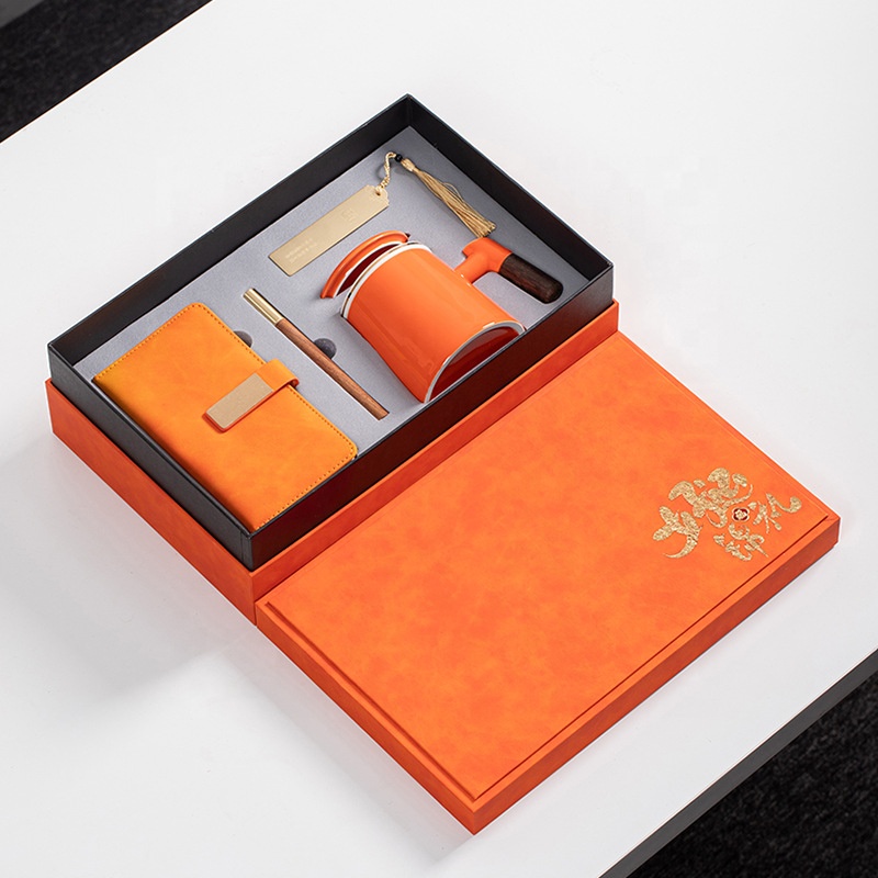 Promotional Gift Items A6 Notebook Bookmark Mug Set Customized Logo Personalized Business Luxury Gift Set Ceramic Silk Screen