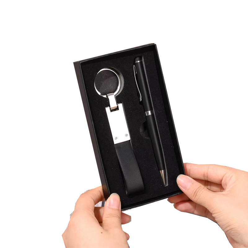 Promotional Metal Keychain Pen Gift Set Customized Design Keychains Corporate Business Conference Gift Set for Man