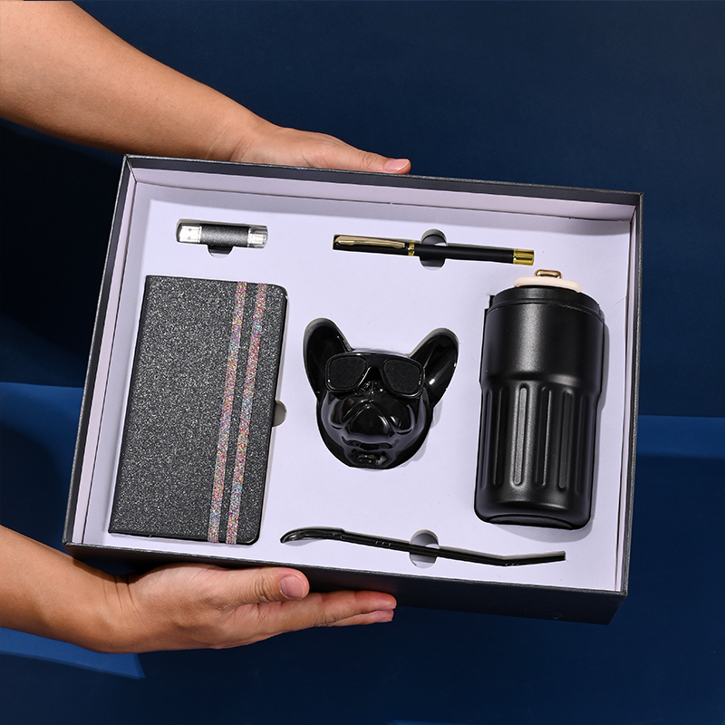 Promotional Items Company Graduation Christmas Gift Vacuum Cup Notebook with Pen USB Gift Set Wedding Giveaway Business Gift Set 2