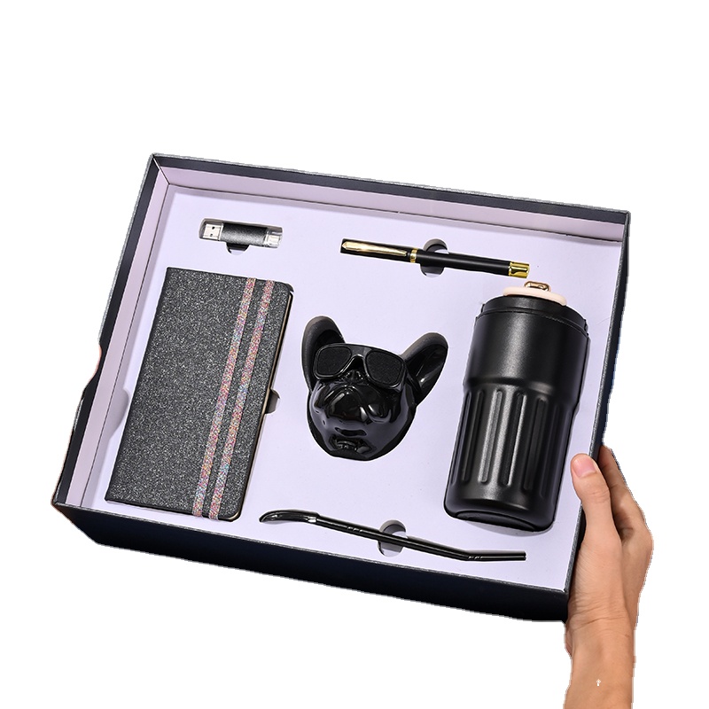 Custom Logo High-end Business Corporate Promotion Gift Set with Thermos Cup Speaker Notebook Sports Bracelet VIP Customer Gift