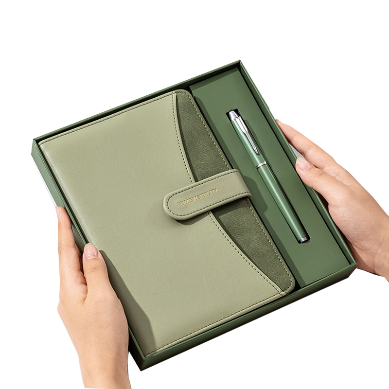 Luxury Corporate Gift Set with PU Notebook and Pen Custom Logo Available Durable Business Promotional Gift Set with Box