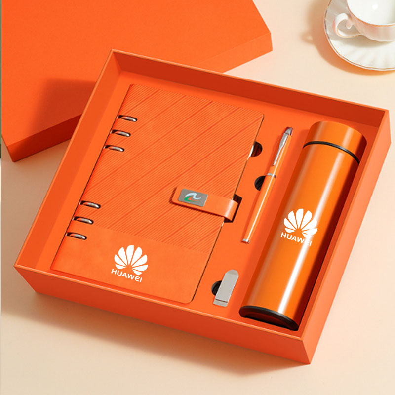 2026 Hot Wholesale Business Luxury A5 Diary Bottle Set Customizable PU Leather A5 Notebook Gift Set With Pen Thermal Mug and USB 3