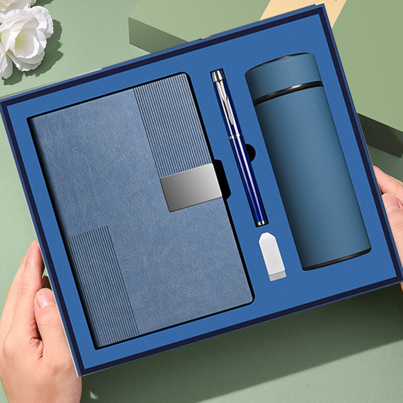 Wholesale A5 PU Leather Business Notebook Set Customized Logo High-End Gift Box with Thermos Usb Pen Corporate Gift Stationery