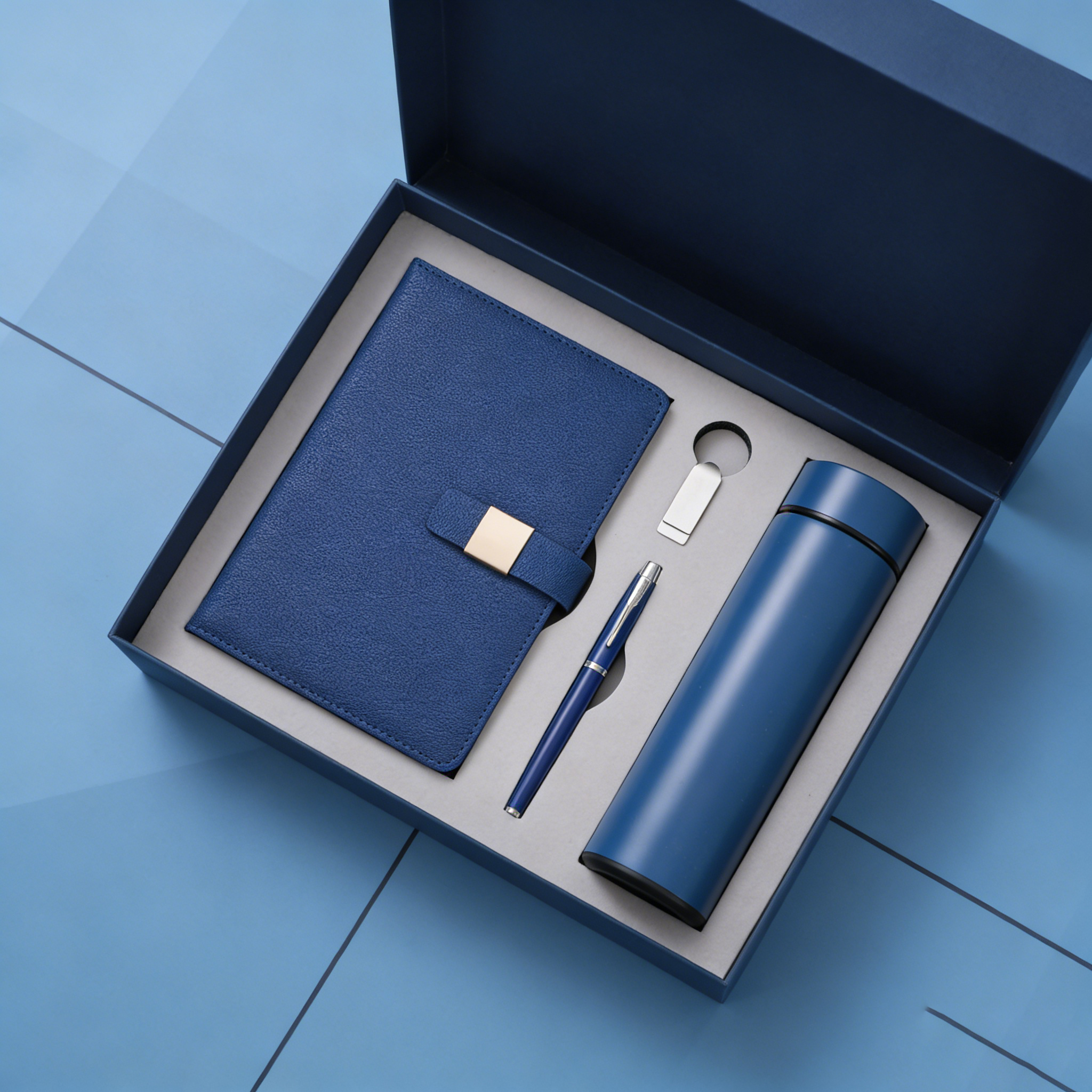 Corporate Promotional Luxury Gifts Items Notebook Business Gift Thermos Cup Customizable Note Book Gift Set With Pen and Bottle