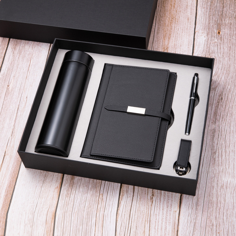 Custom Promotional Corporate Gift Sets Pen Key Chain Card Holder Notebook Gift Set With Pen USB Business Gift Box