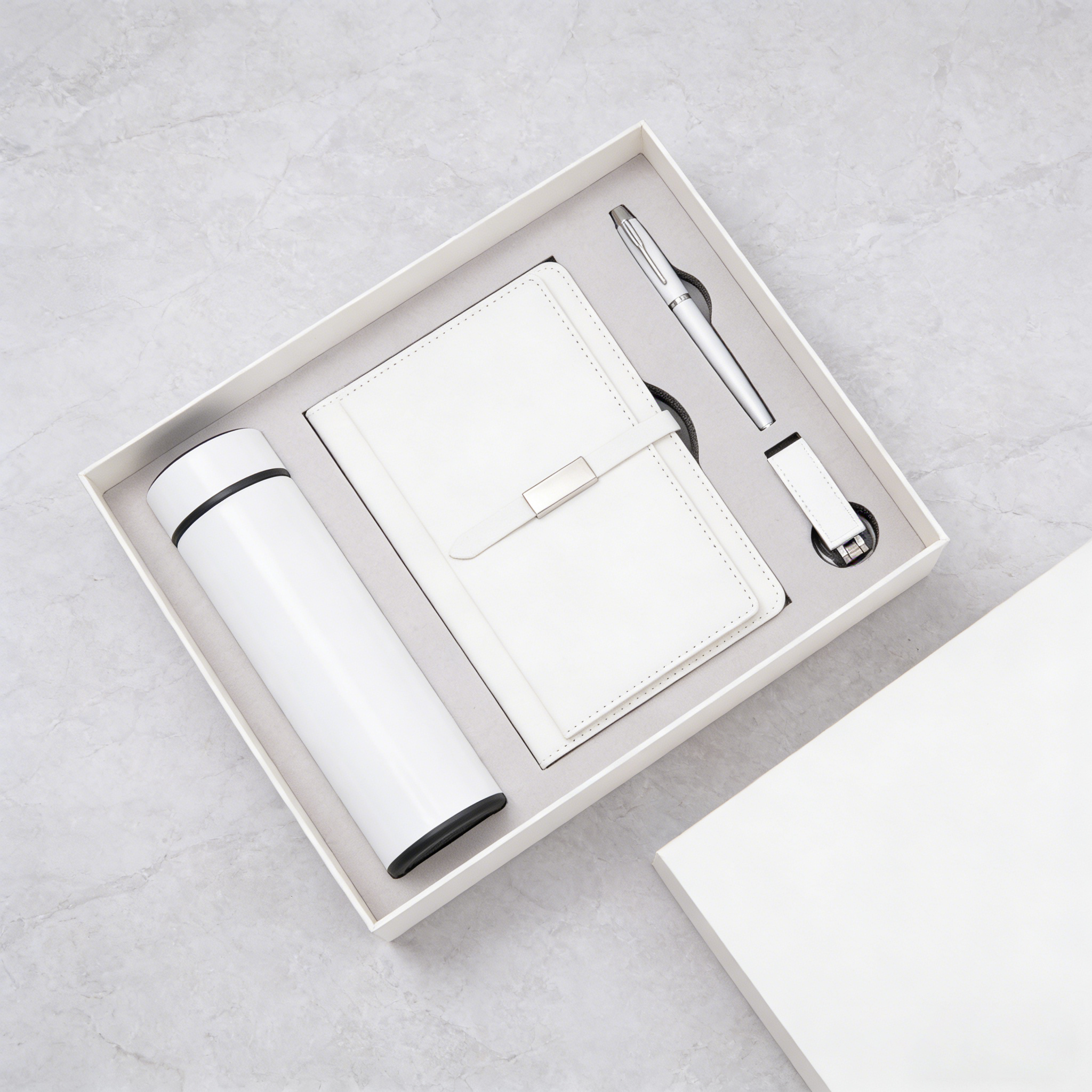 Custom Logo Promotional Luxury Leather Notebook Planner Business Stationary Gift Diary Office A5 With Pen Bottle Gift Box Set 2