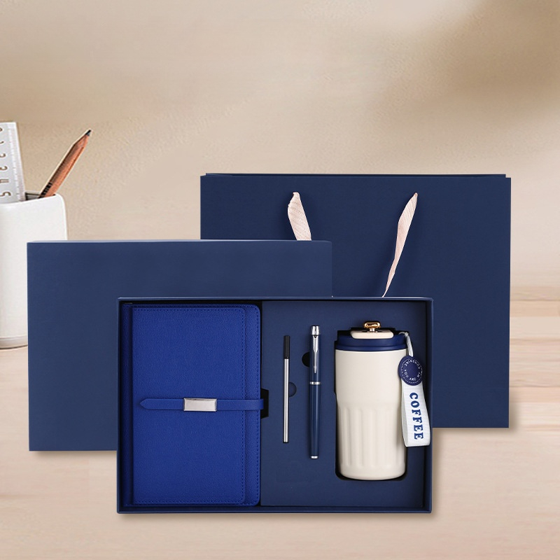 Deluxe Personalized 4-in-1 Deluxe Notebook Pen Double-Wall Waterflask Set for High School Graduates Luxury Gift Box Set