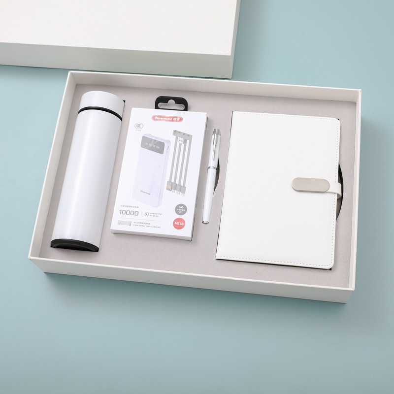Professional Leather Notebook Metal Pen Vacuum Flask Power Bank Executive Custom Logo Business Gift Set